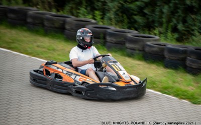 256